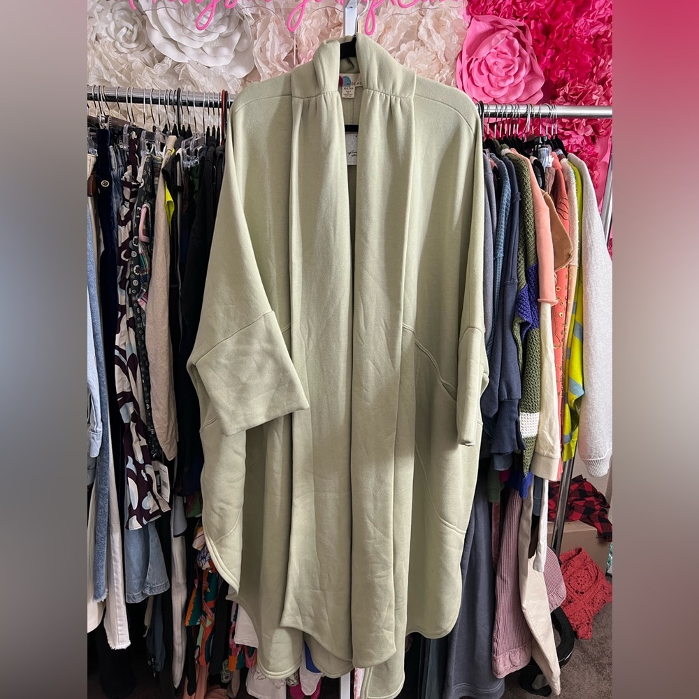 Free People Oversized very light Sage Green color  Draped Poncho Cardigan - Picture 4 of 5